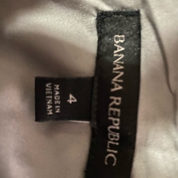 Banana Republic skirt - Picture 3 of 5